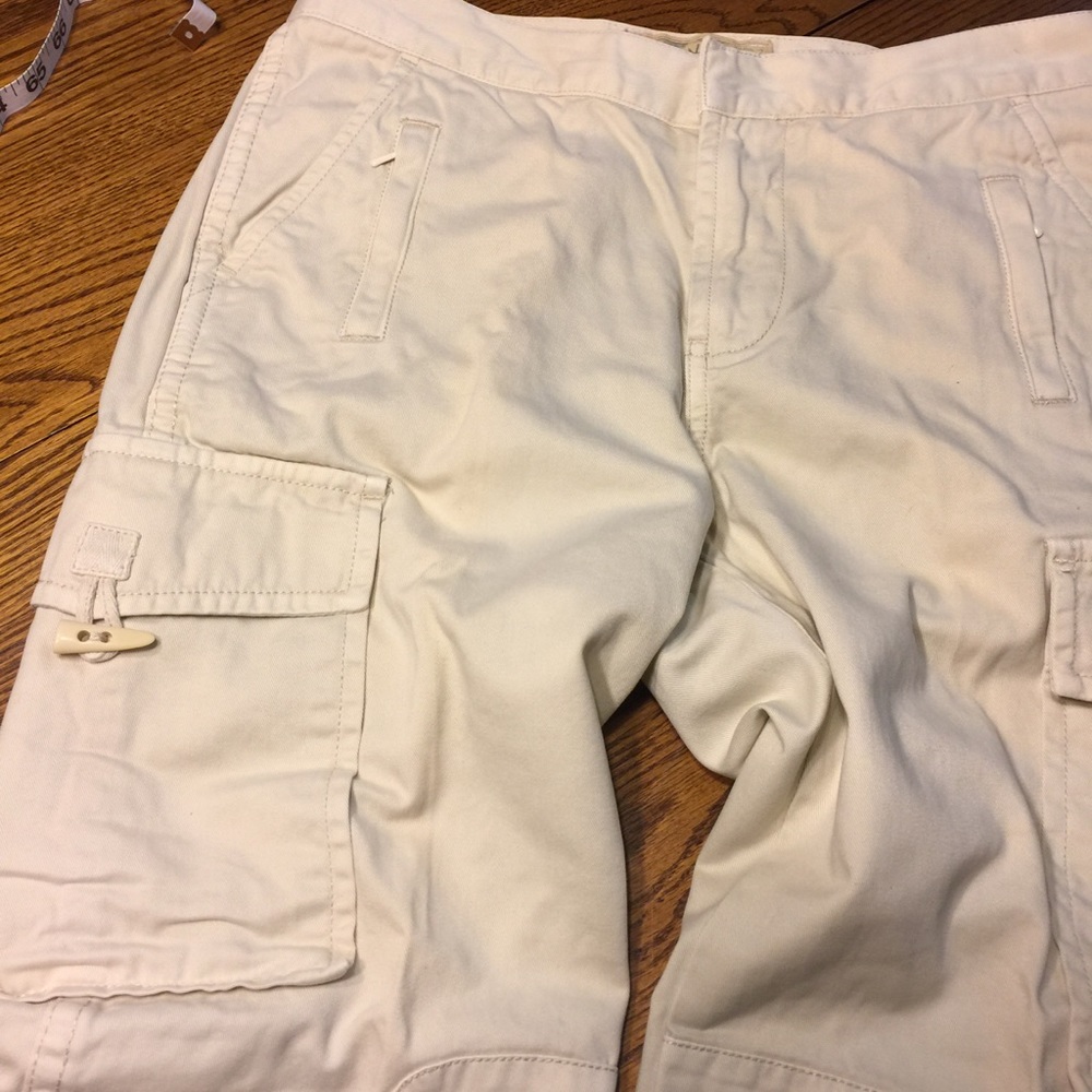 Like new Polo Jeans Co cargo capris